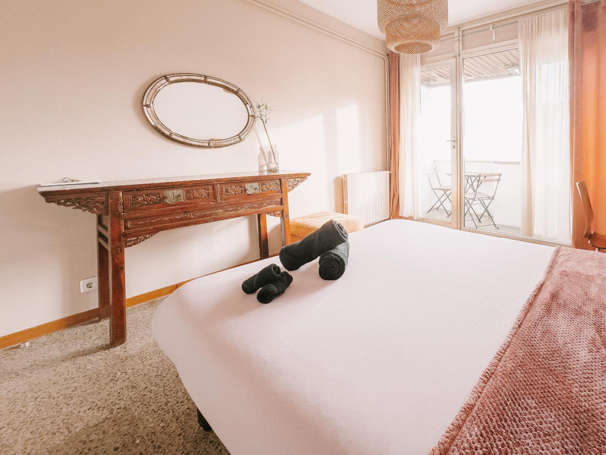 Apartamento Lovely In Shared Gracia Neighborhood Barcelona