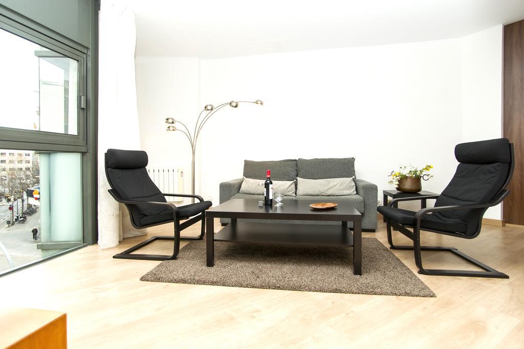 Bright Sagrada Familia Apartamento