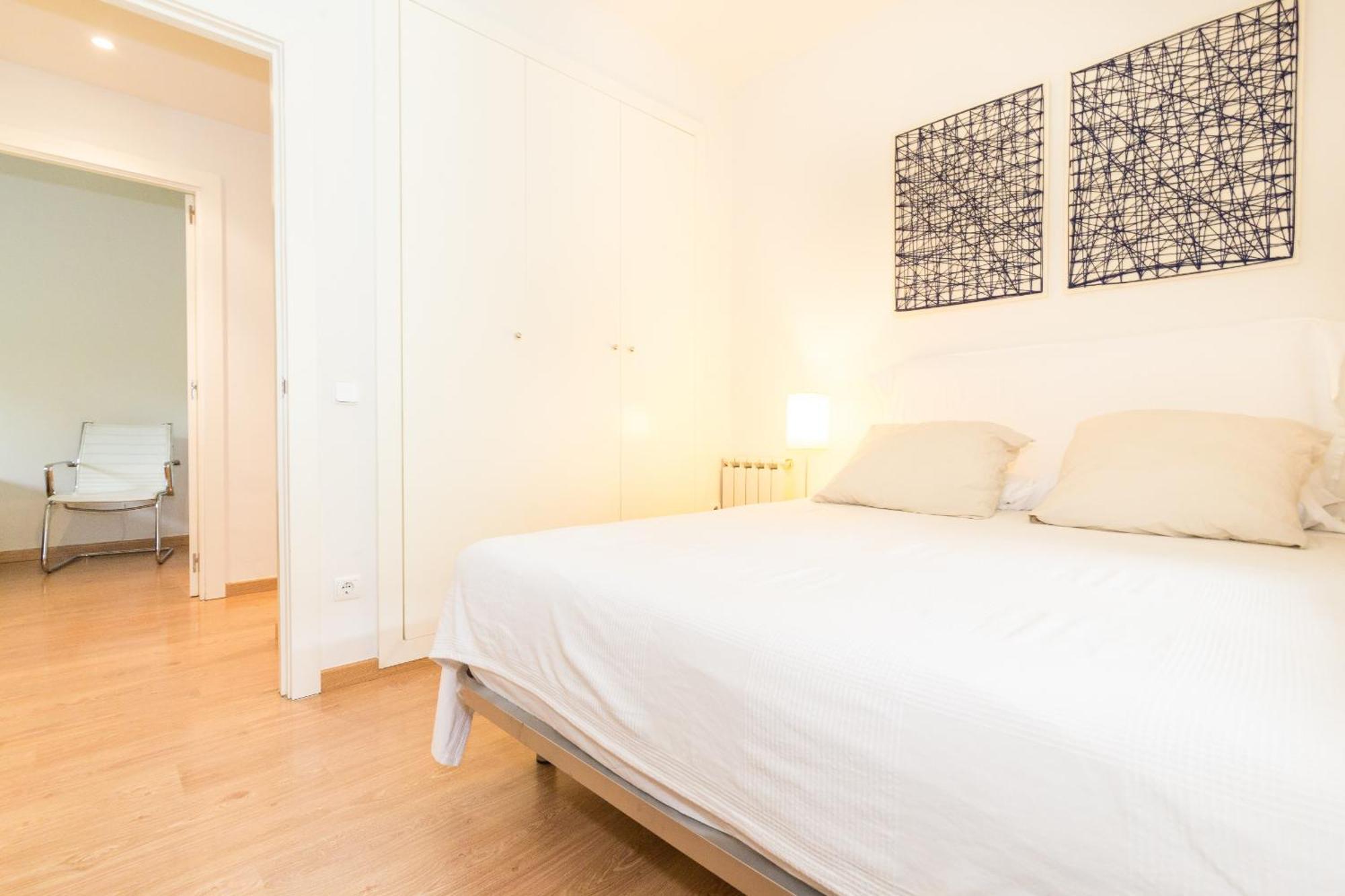 11jog1036 - Huge & Bright Train Station Apartamento *