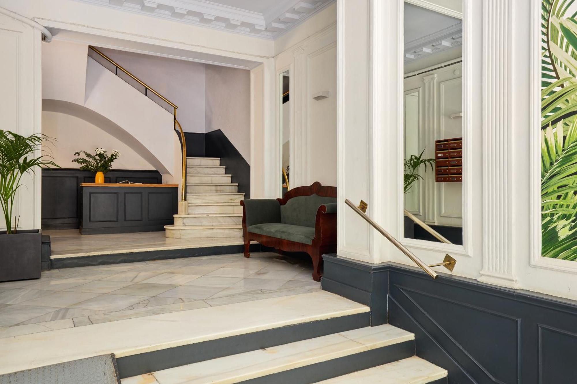 Casa Cosi - Casanova 3 Apartment Barcelona
