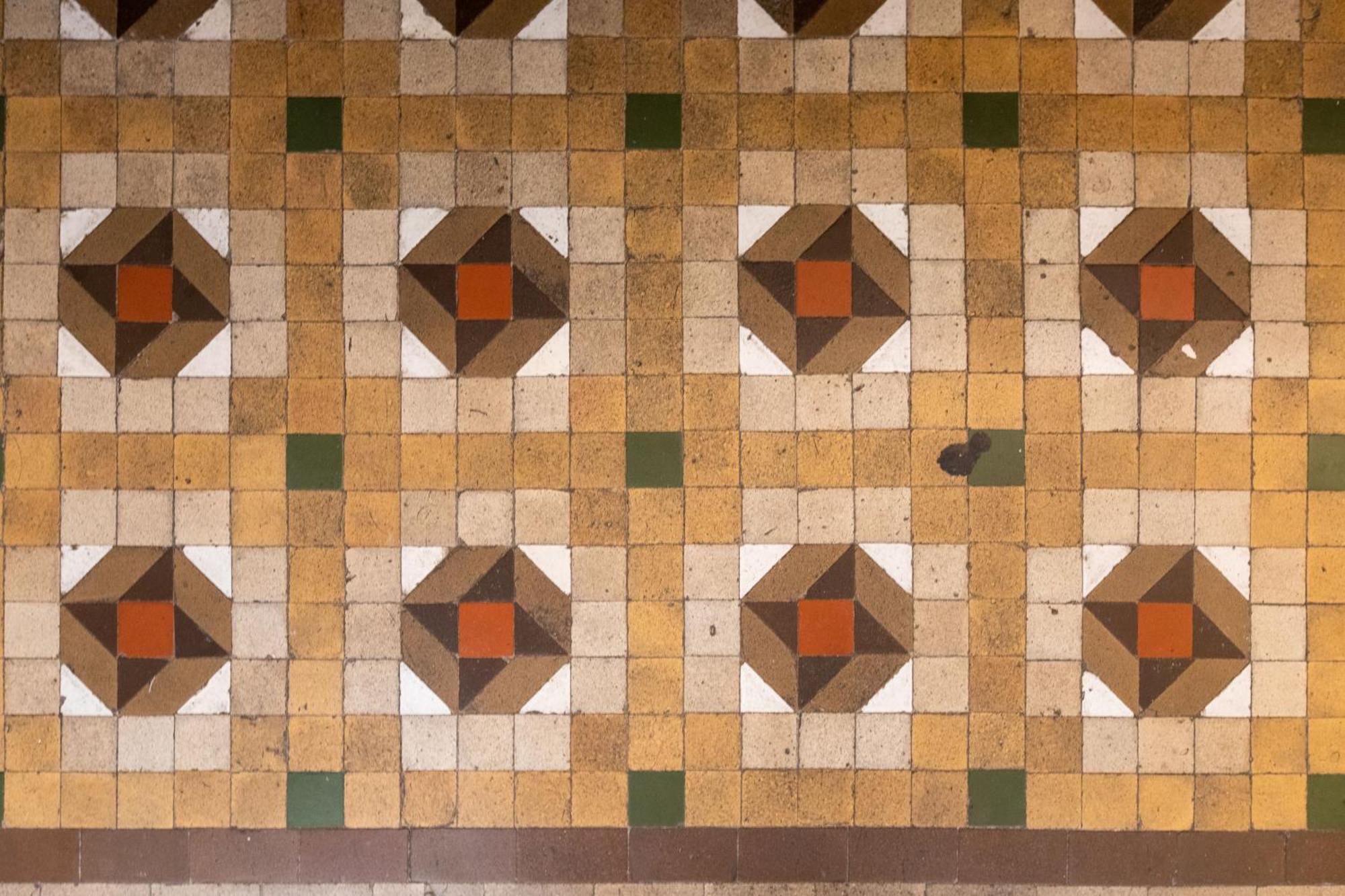Apartamento Modernista Grupos *