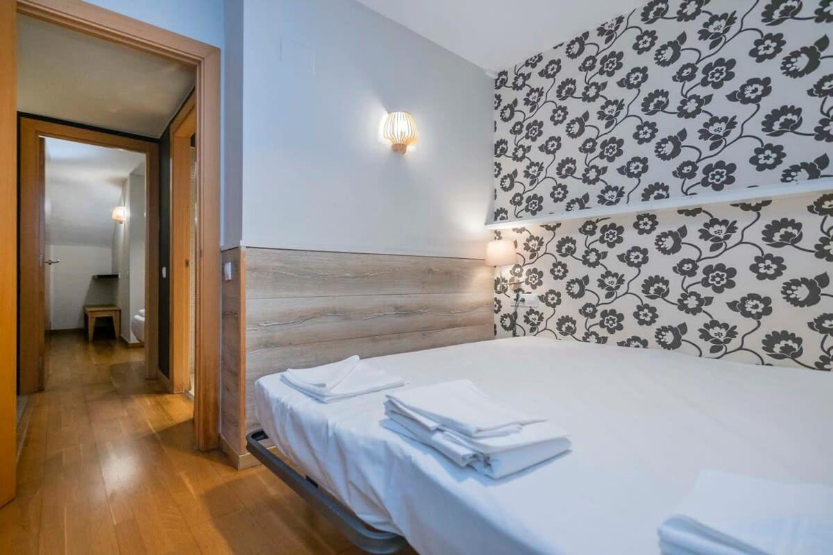 Apartamento Bright And Modern Duplex With Terrace In Eixample District P2 *