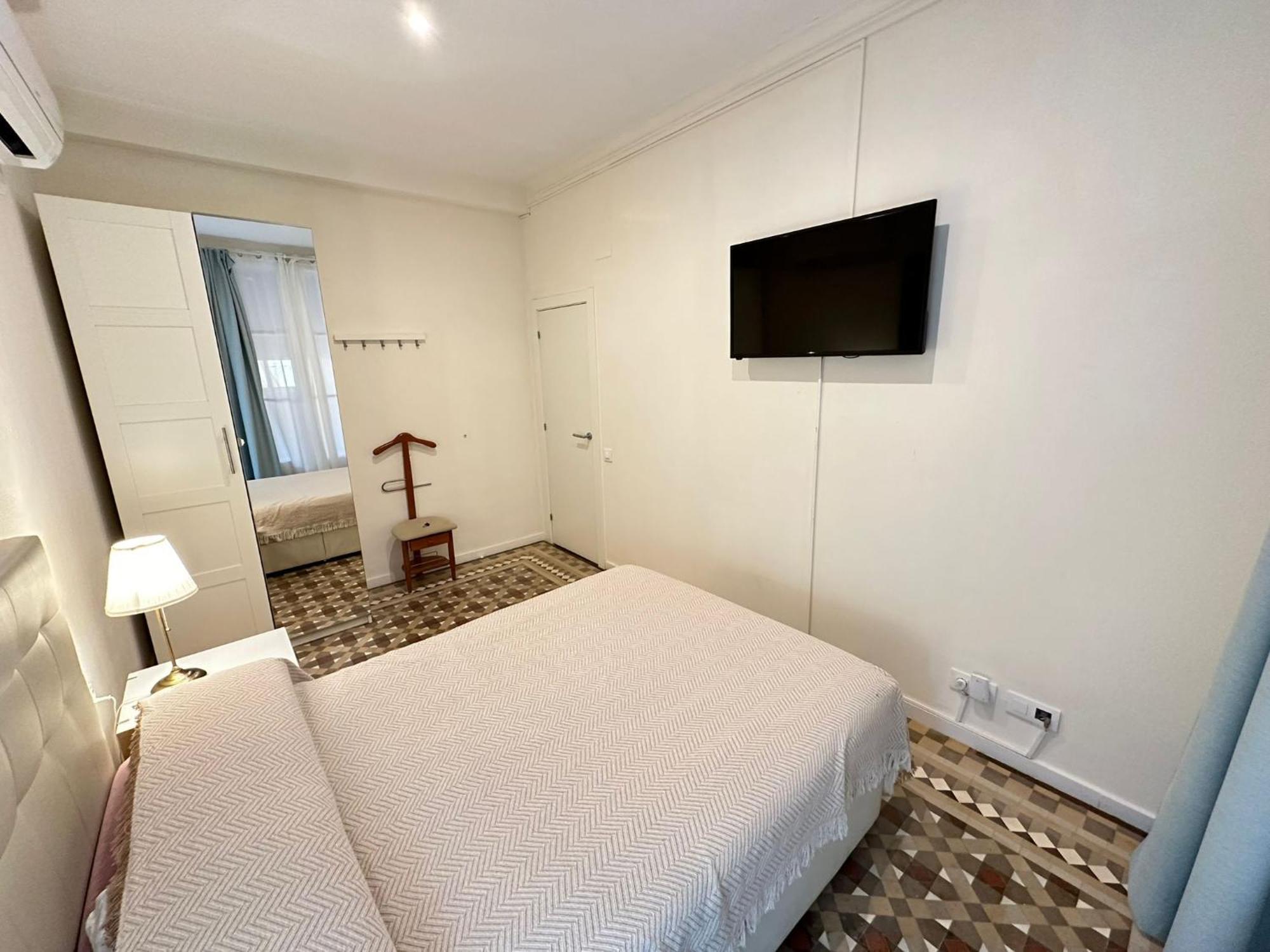 Rooms Balmes Bed and breakfast
