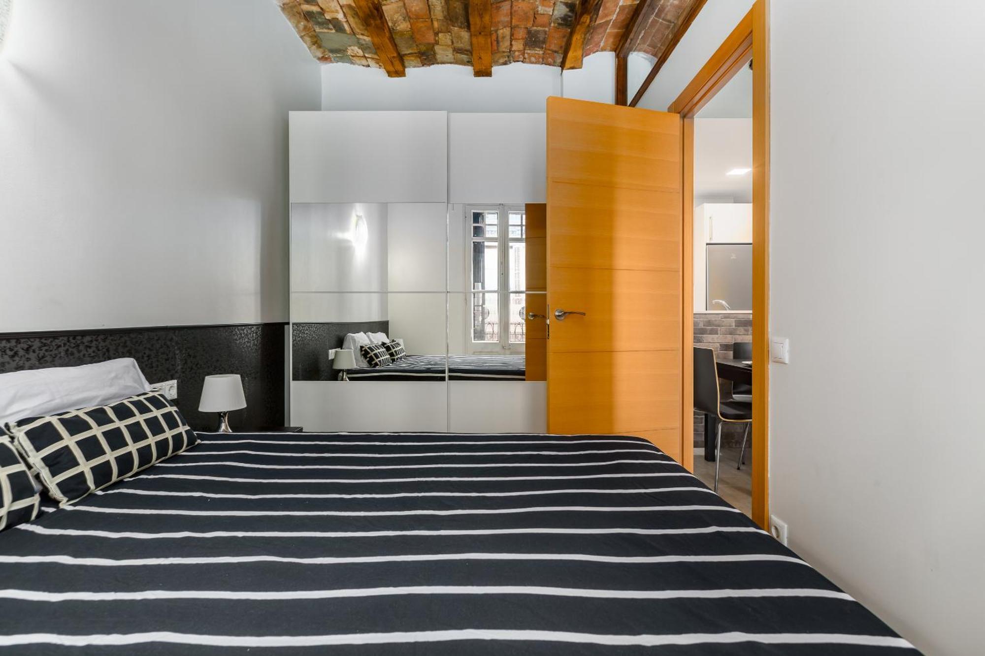 Grcia Charm Sunlit Terrace, Ac & Exposed Brick Apartamento