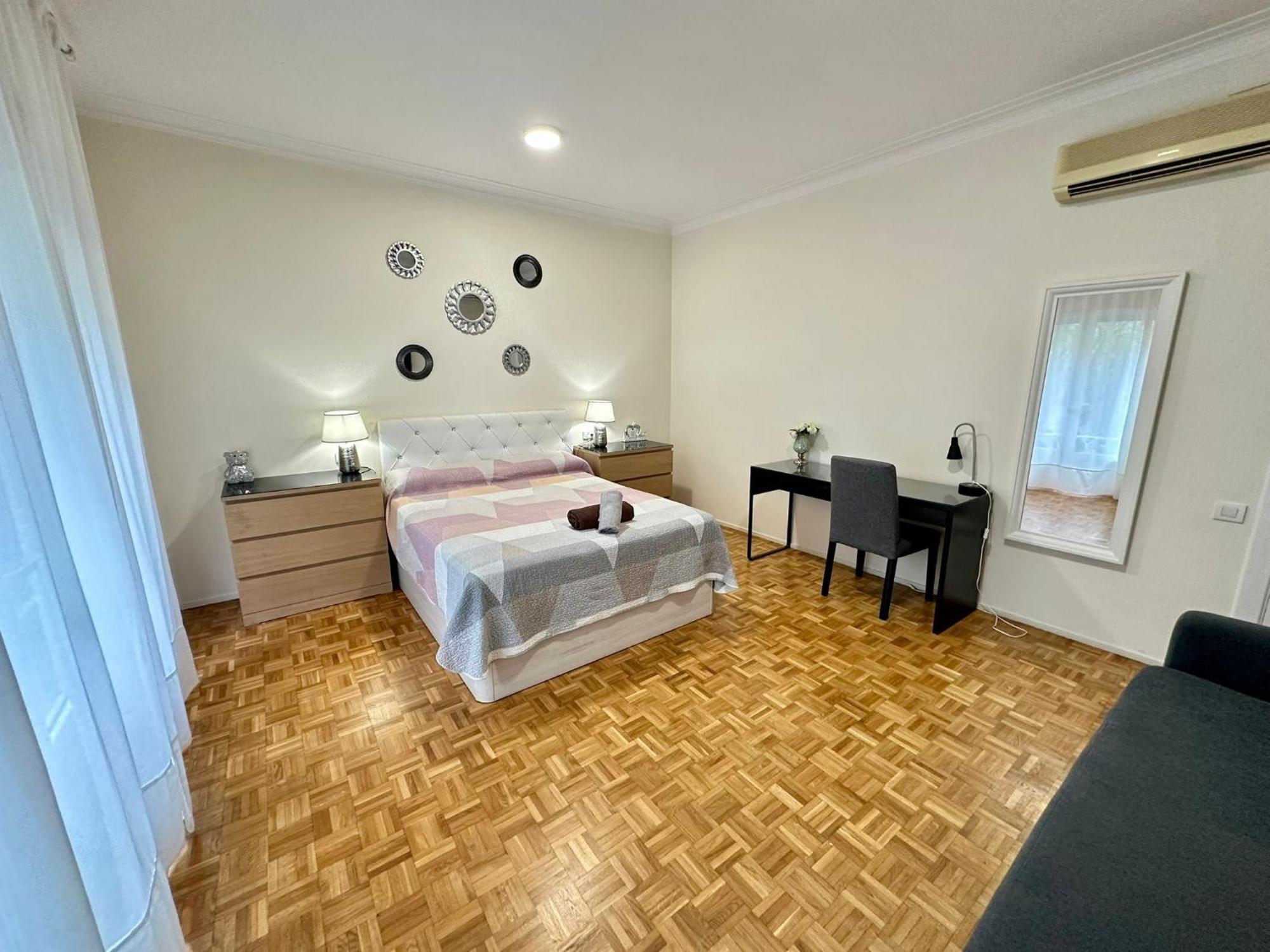 Villaroel Bed & Breakfast *