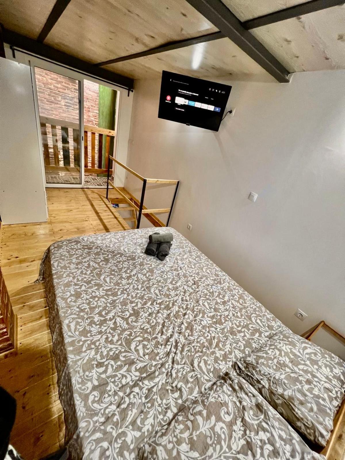 B4 Estudio Nuevo! Cocina Y Bano Privado! A 1 Calle Del Metro Apartamento
