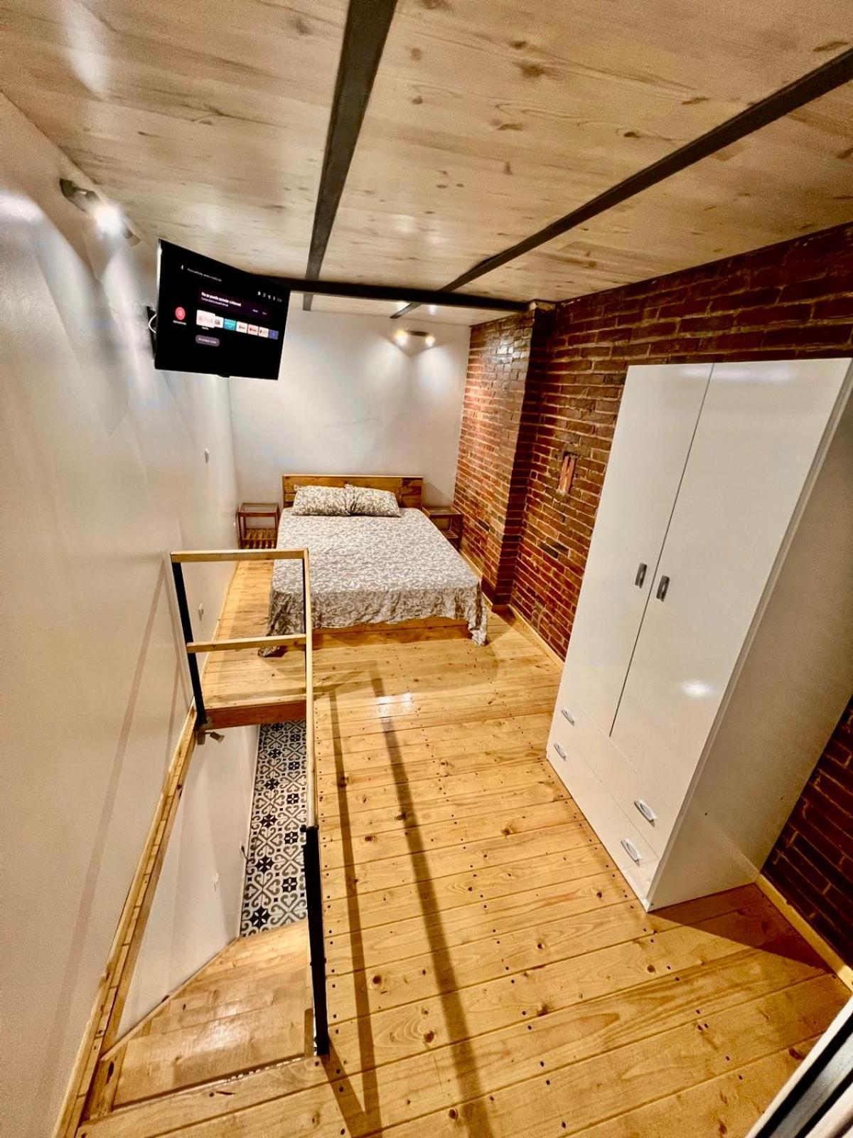B4 Estudio Nuevo! Cocina Y Bano Privado! A 1 Calle Del Metro *