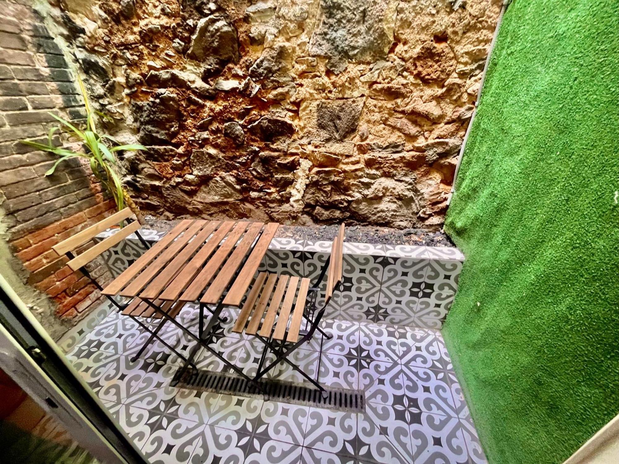 B4 Estudio Nuevo! Cocina Y Bano Privado! A 1 Calle Del Metro Apartamento Barcelona