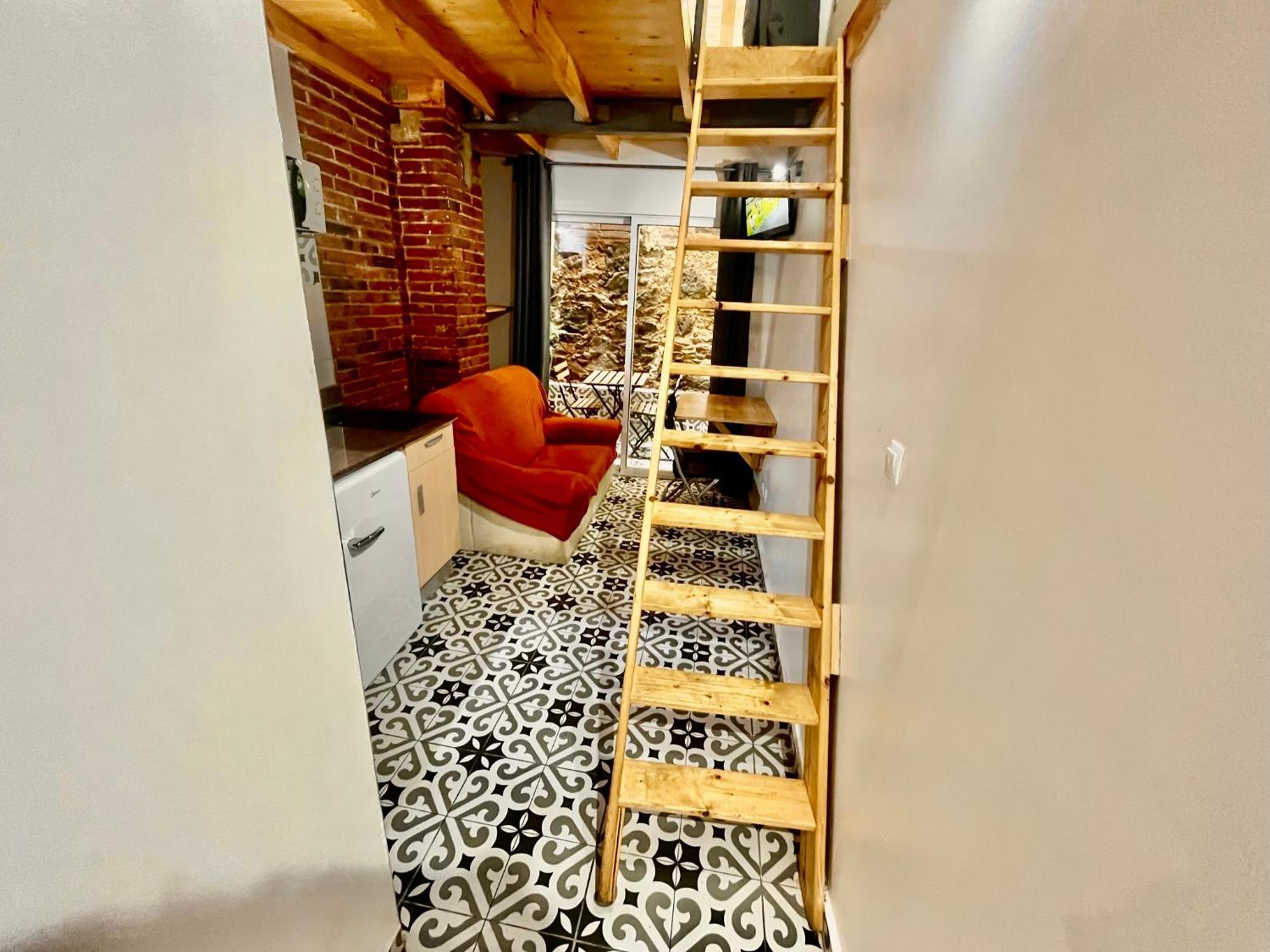B4 Estudio Nuevo! Cocina Y Bano Privado! A 1 Calle Del Metro * Barcelona