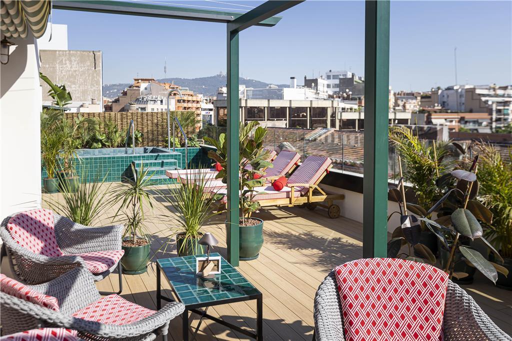 Hotel Via Sants Barcelona, Tapestry Collection By Hilton Barcelona