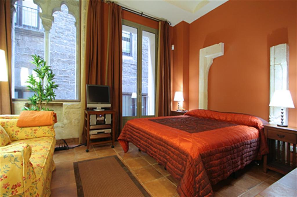 Friendly Rentals Dali * Barcelona