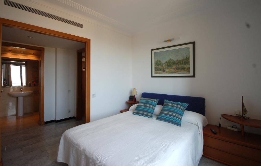 Lets Holidays Sea Views In * Barcelona