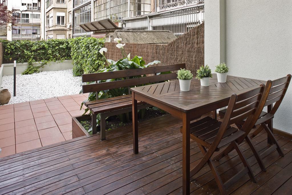 Flateli Urquinaona Apartment *