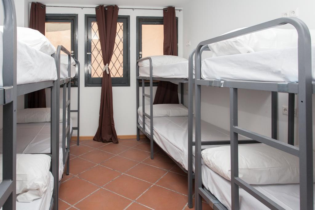 Galaxystar Hostal