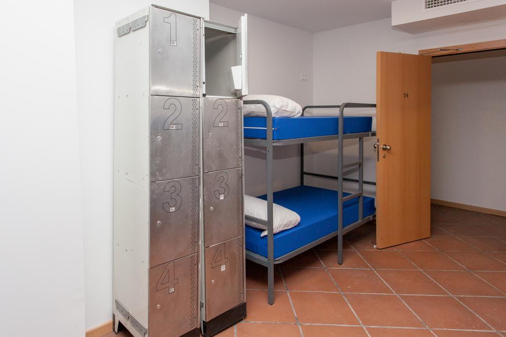 Hostal Galaxystar Barcelona