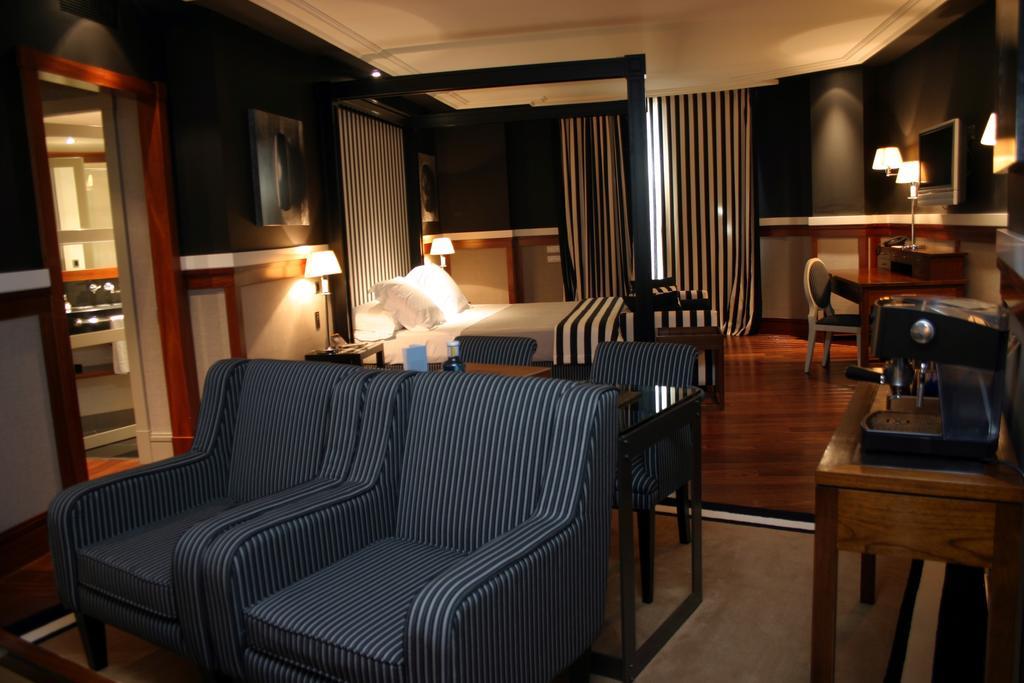 Hotel 1898 4*
