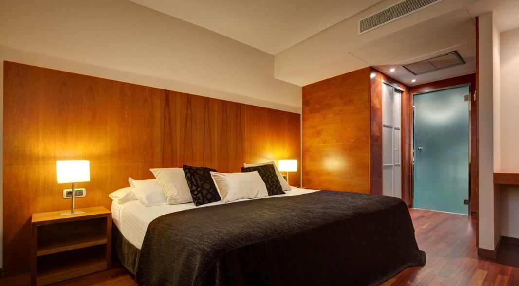 Acevi Villarroel Hotel