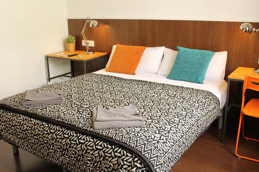 De 185 M² En Ensanche, Con 8 Habitación Apartamento Barcelona