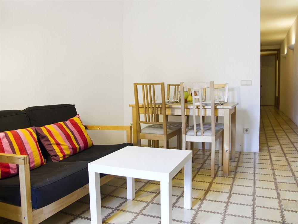 Trivao Sant Antoni Market Apartamento Barcelona