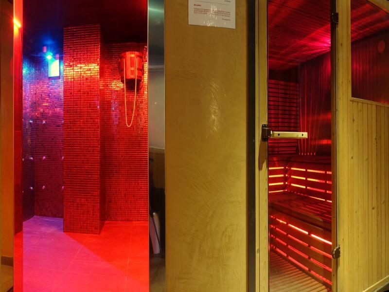 Acevi Villarroel 4*