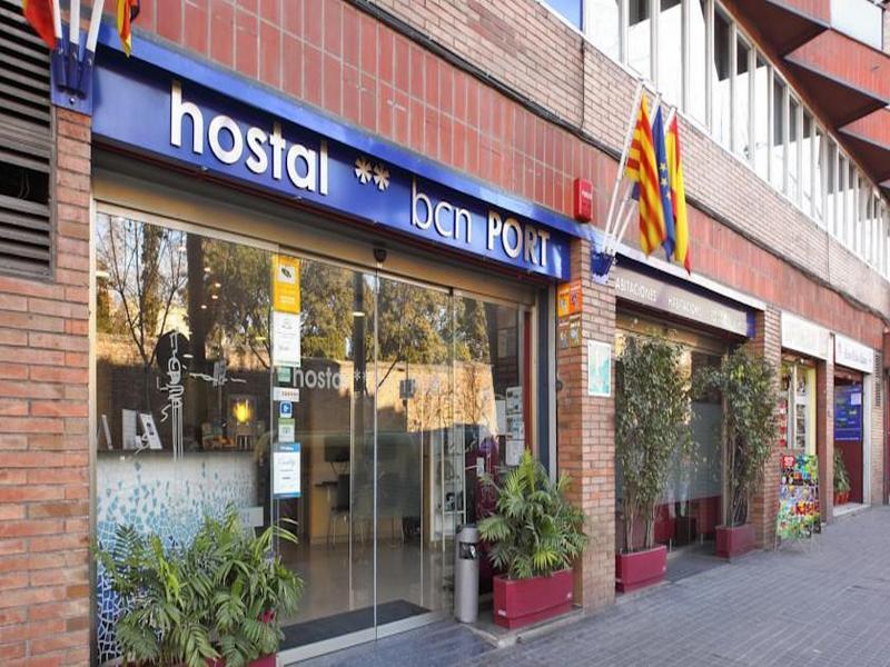 Yomo Bcn Port Pensión