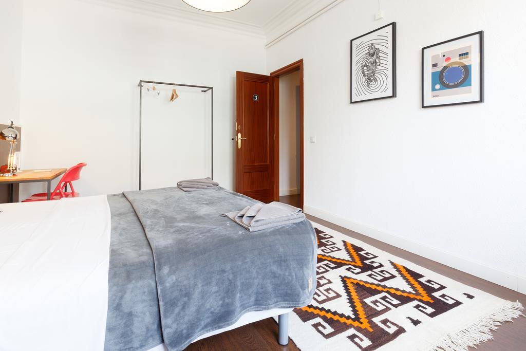 Apartamento De 185 M² En Ensanche, Con 8 Habitación *