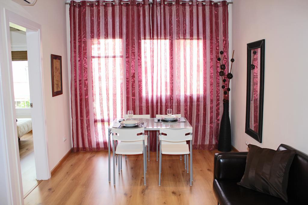 Apartment Classbedroom Gaudi Apartments