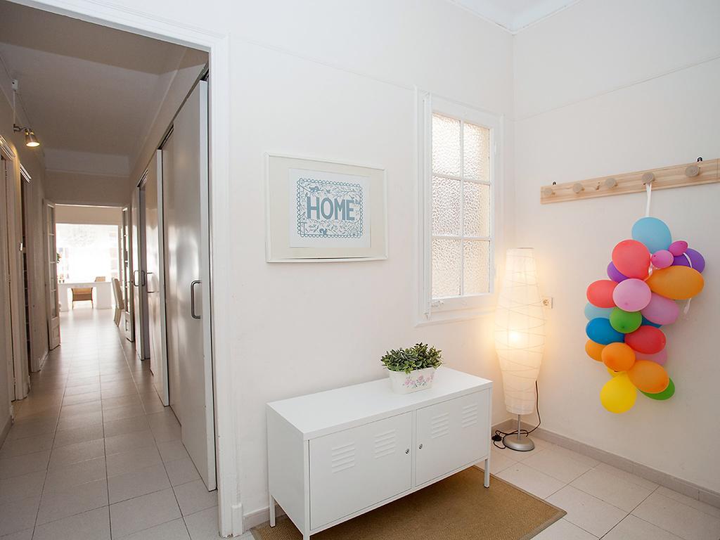 Apartamento Sants-les Corts Galileu By Interhome Barcelona