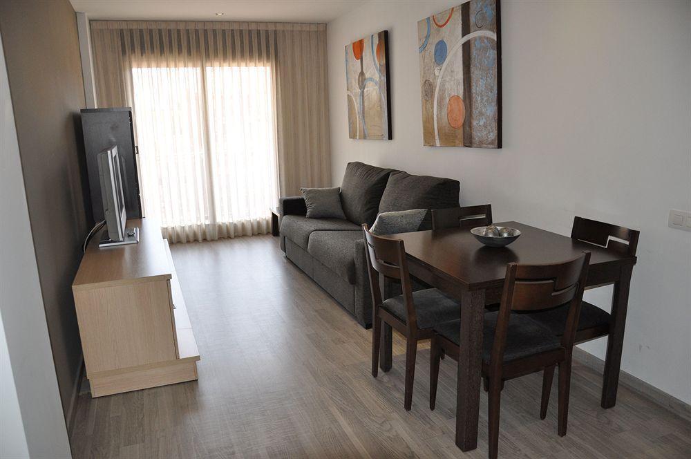 Sleep Fira By Apartamento