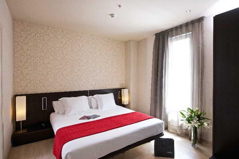Naitly Poblenou 4*