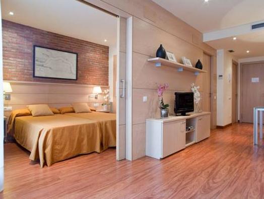 Serennia Cest Arc De Triomf Apartamento *