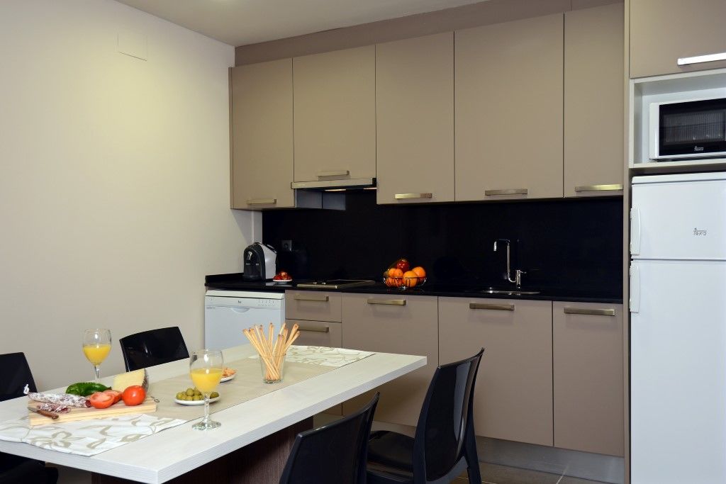 Pierre & Sants Apartment
