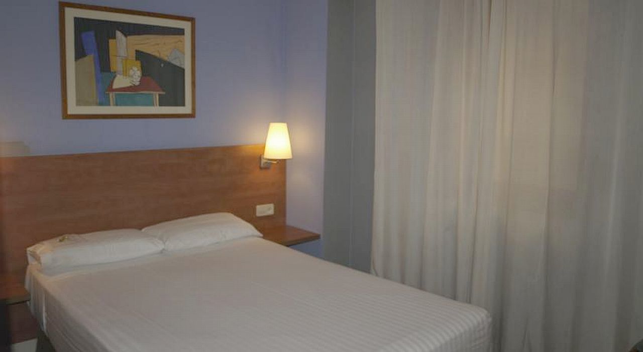 Chic & Basic Velvet 3* Barcelona