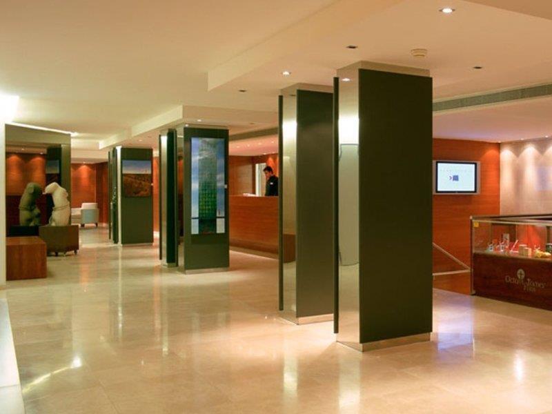 Acevi Villarroel Hotel 4*