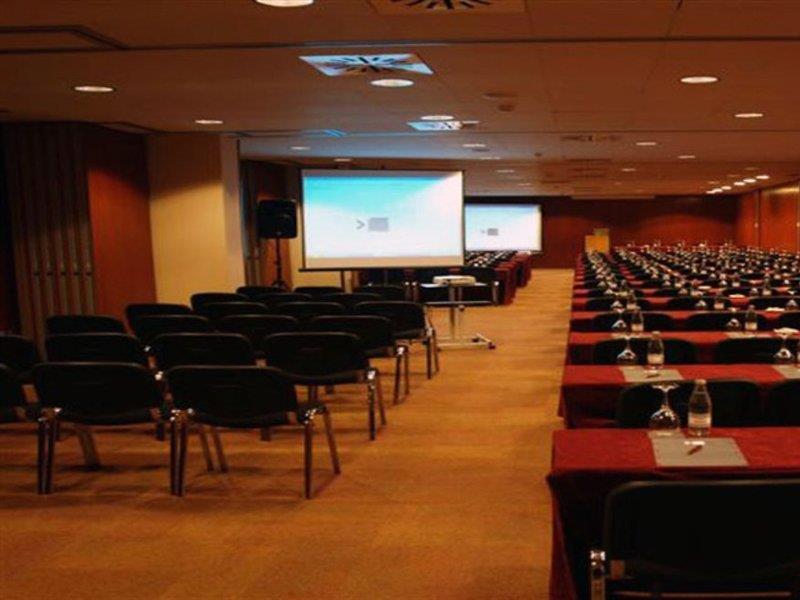 Acevi Villarroel 4* Barcelona
