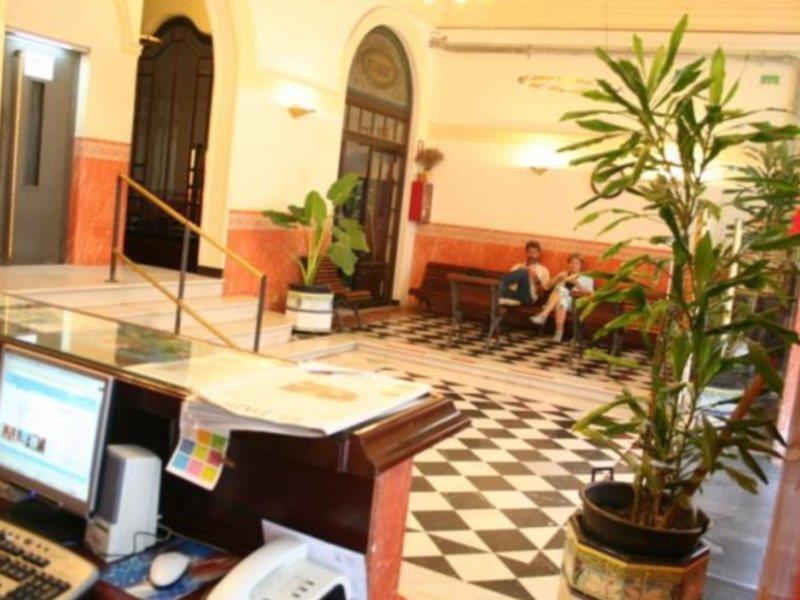 Peninsular Hotel