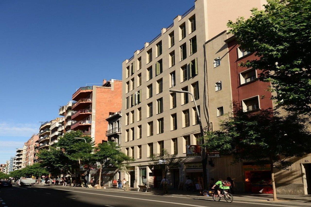 Pierre & Sants Apartment Barcelona