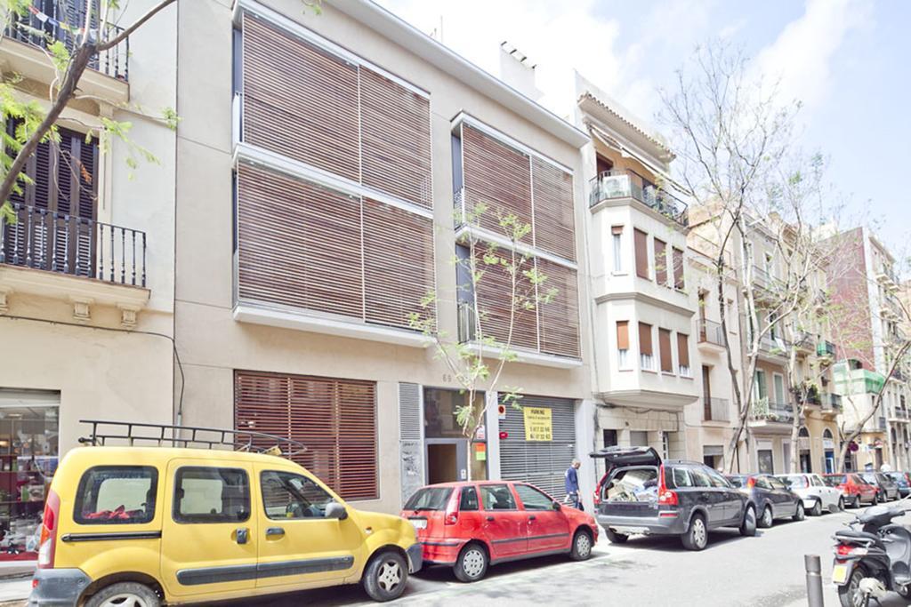 Apartment Rentals - Gracia Pool Center *