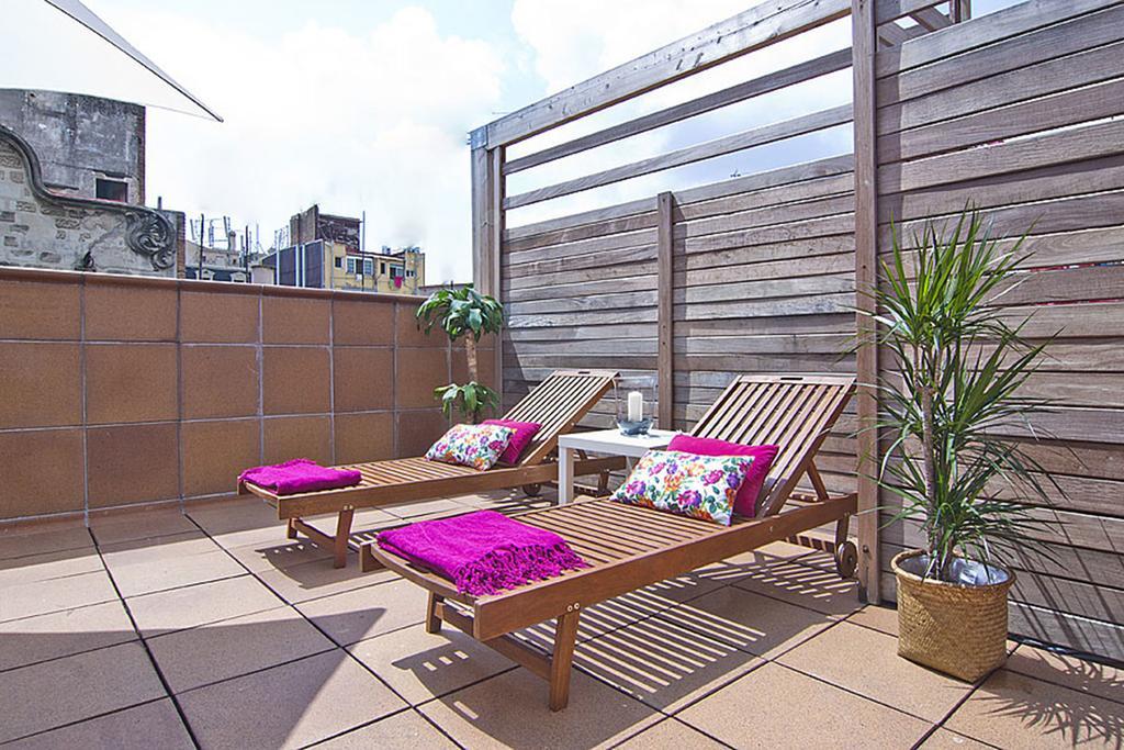 Apartment Rentals - Gracia Pool Center Barcelona