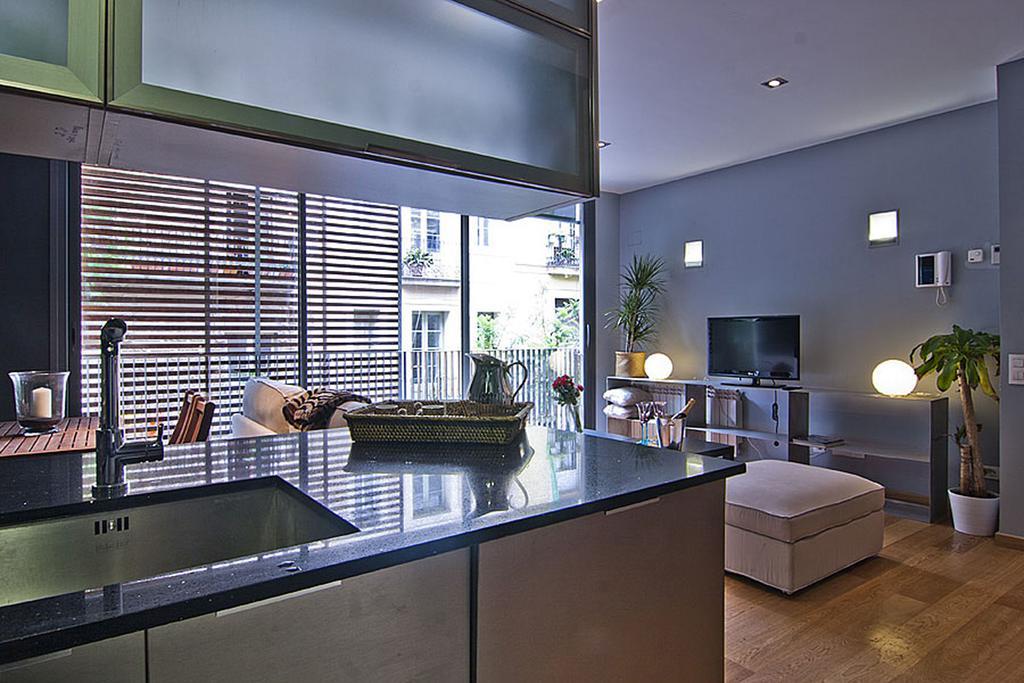 Apartment Rentals - Gracia Pool Center *