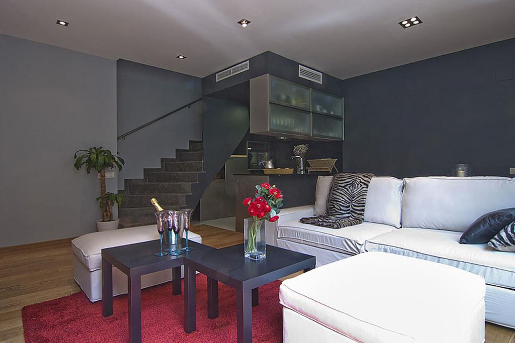 Rentals - Gracia Pool Center Barcelona