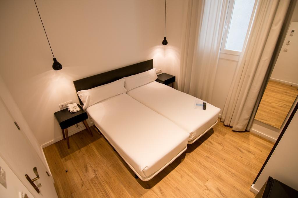 Pensión Som Nit Triomf 3*
