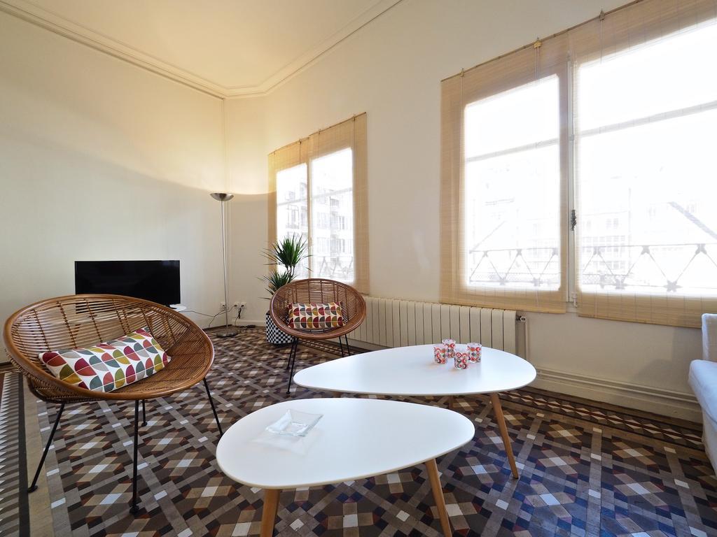 Apartamento Suites4days Placa Catalunya Design *