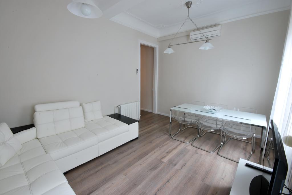Apartment Corsega Sdb Barcelona