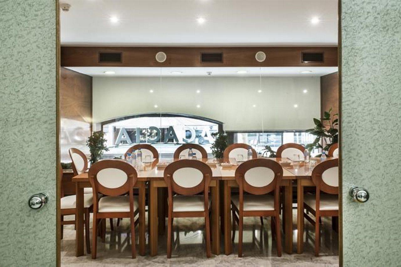 Apartahotel Acacia Barcelona