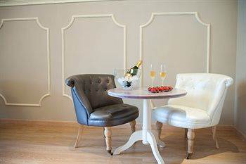 Bachome Terrace 3*