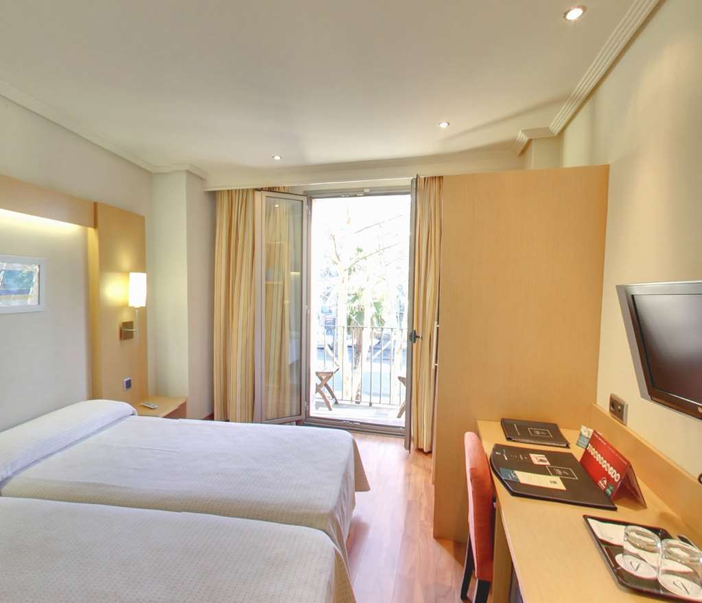 Abba Rambla 3*