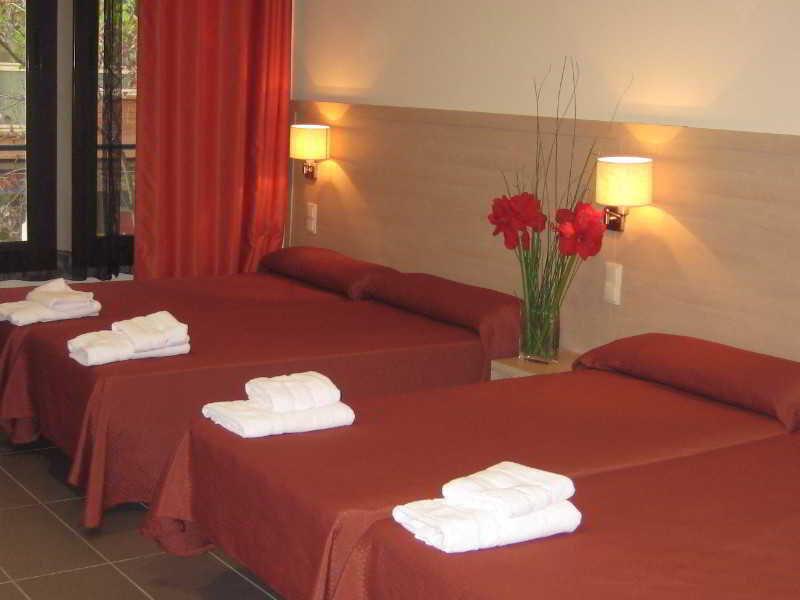 Residencia Erasmus Gracia Apartment