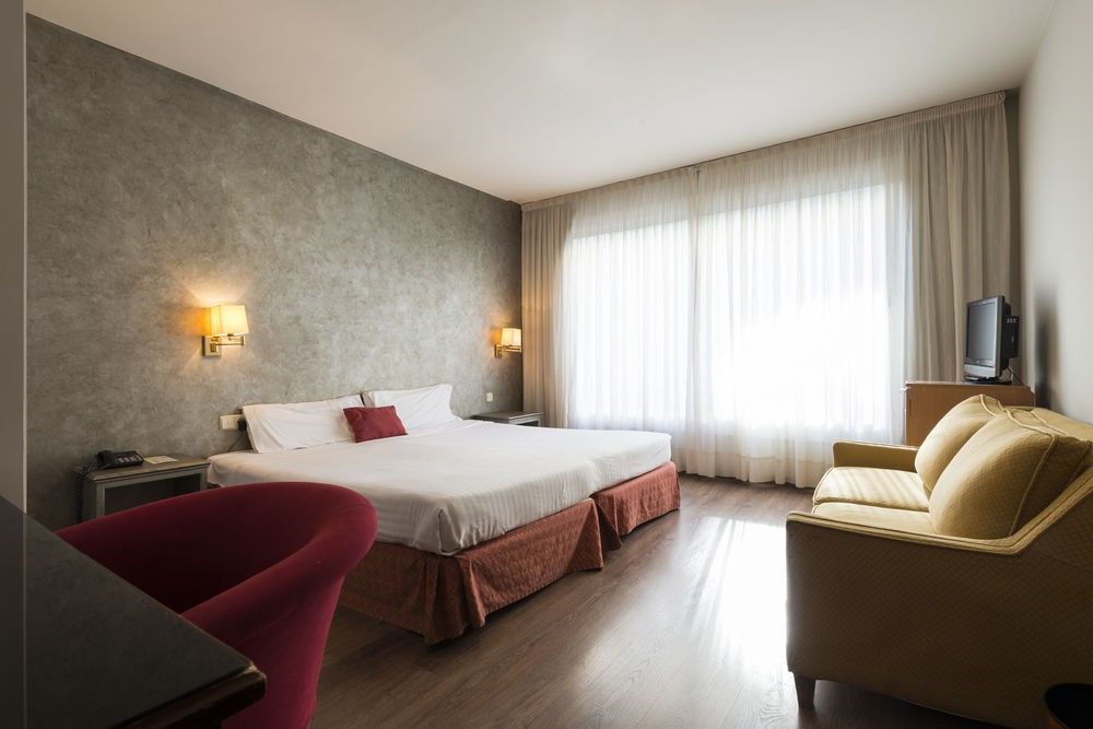 Arenas Atiram 4* Barcelona