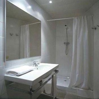 Residencia Erasmus Gracia Apartment Barcelona